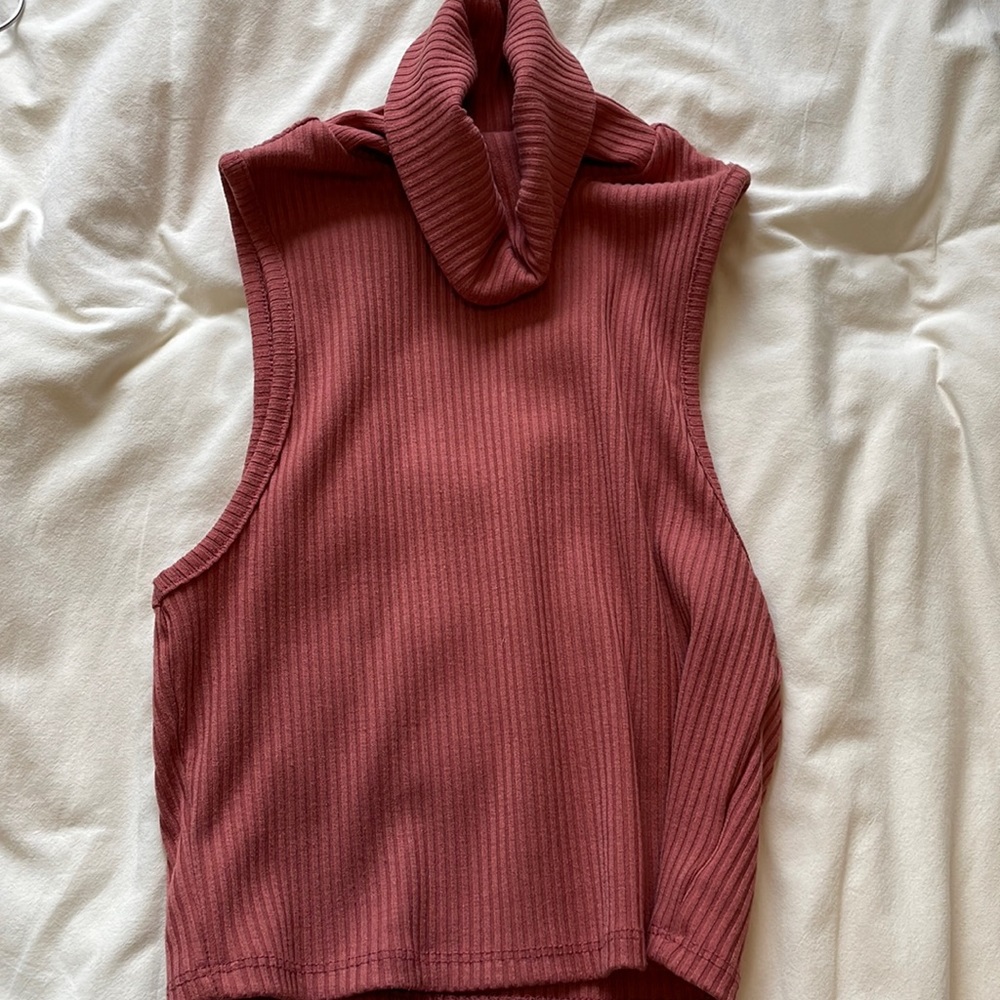 Kimchi Blue, M, salmon color tank top